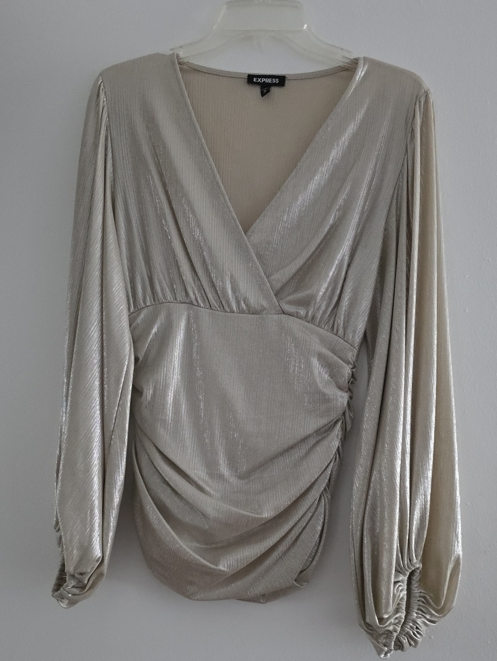 Express Women's Shimmer Ruched V-Neck Long Sleeve Top - Champagne Color